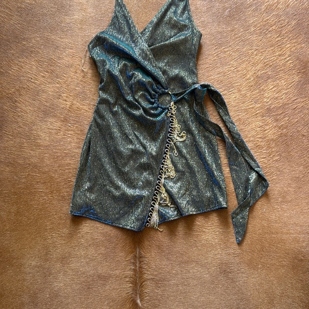 Elegant  Glitter Dress - Picture 9 of 11